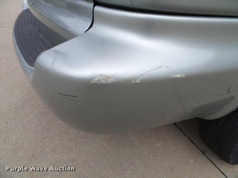 image for item K8156 2004 Dodge Grand Caravan van