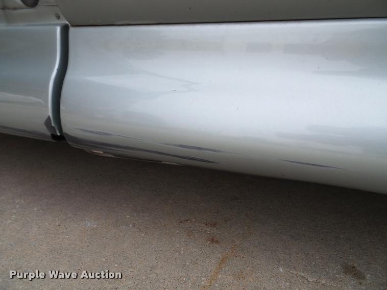 image for item K8156 2004 Dodge Grand Caravan van