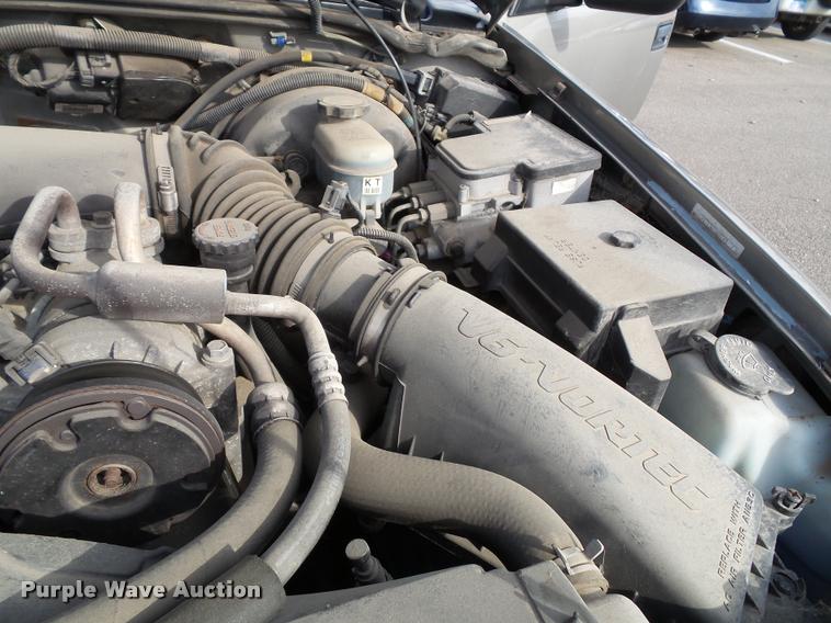 image for item K8162 1999 Chevrolet Blazer SUV