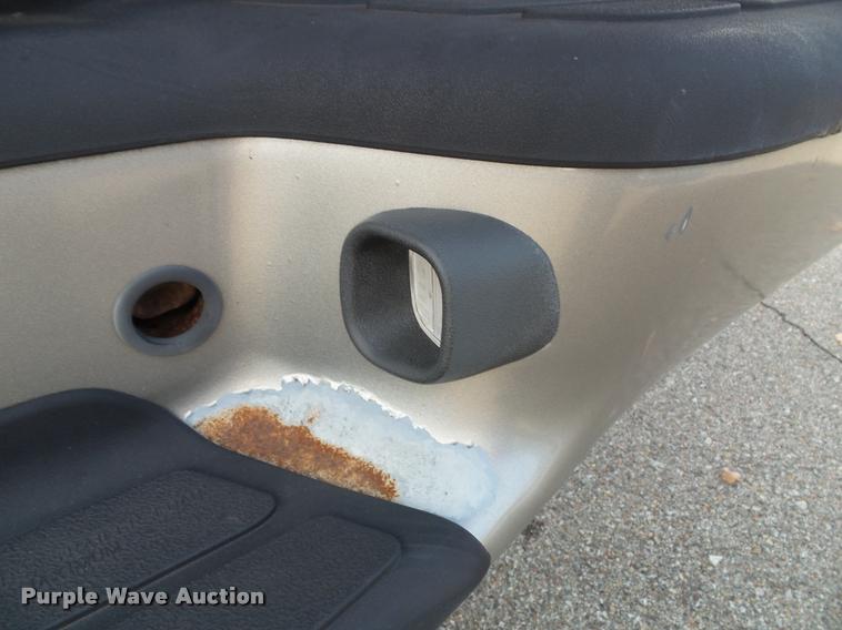 image for item K8162 1999 Chevrolet Blazer SUV