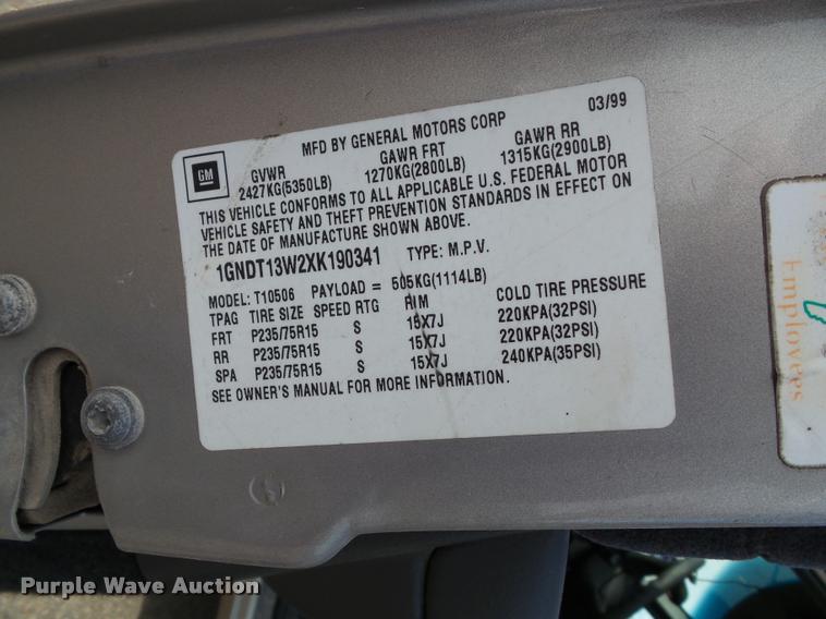 image for item K8162 1999 Chevrolet Blazer SUV