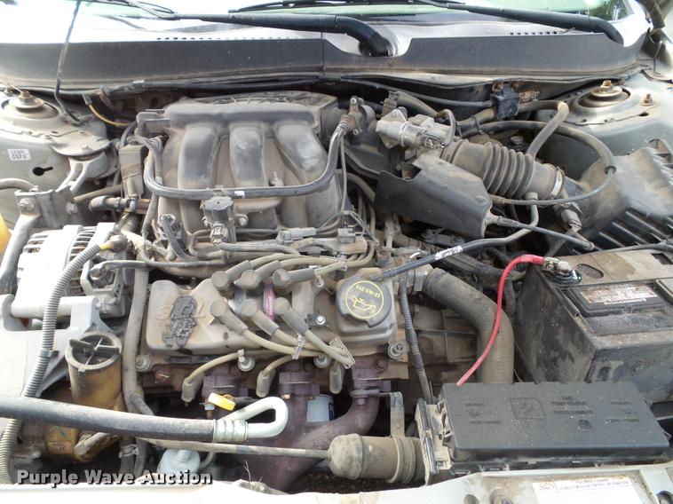 image for item K8163 2006 Ford Taurus SE