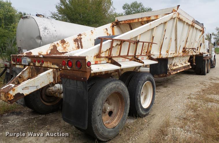 image for item K8174 1997 Ranch bottom dump trailer