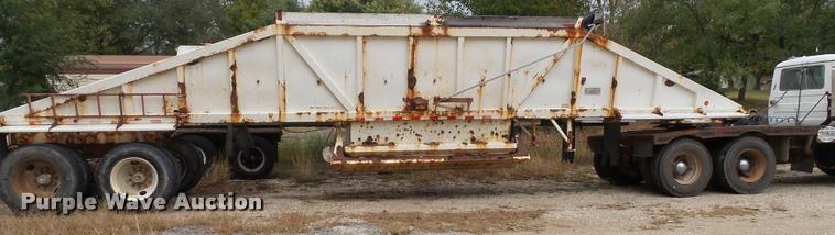 image for item K8174 1997 Ranch bottom dump trailer
