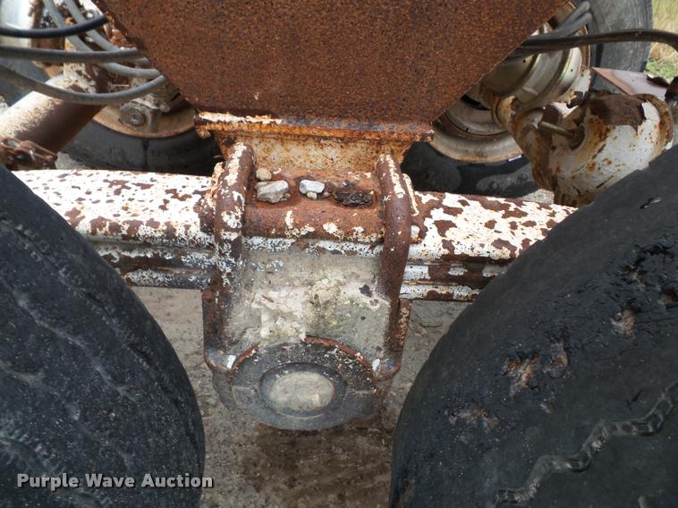 image for item K8174 1997 Ranch bottom dump trailer