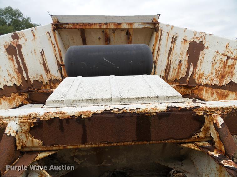 image for item K8174 1997 Ranch bottom dump trailer