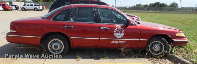 image for item K8204 1997 Ford Crown Victoria