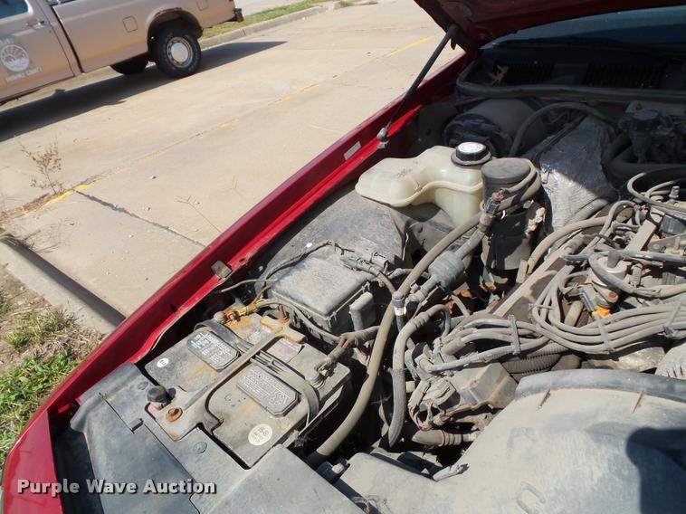 image for item K8204 1997 Ford Crown Victoria