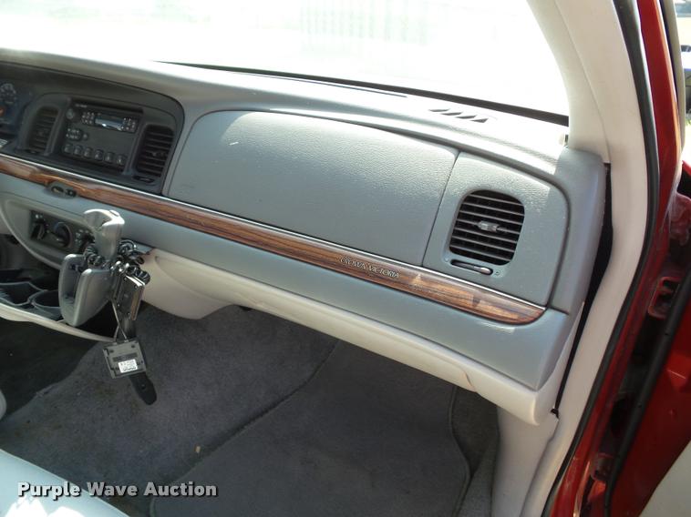 image for item K8204 1997 Ford Crown Victoria