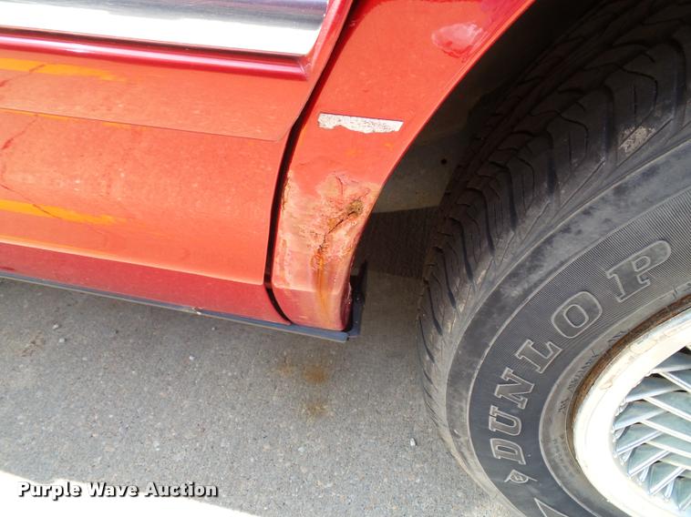 image for item K8204 1997 Ford Crown Victoria