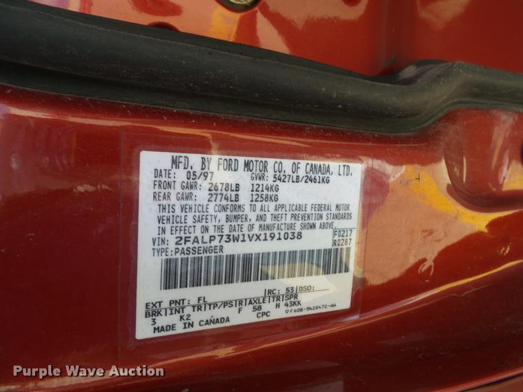 image for item K8204 1997 Ford Crown Victoria