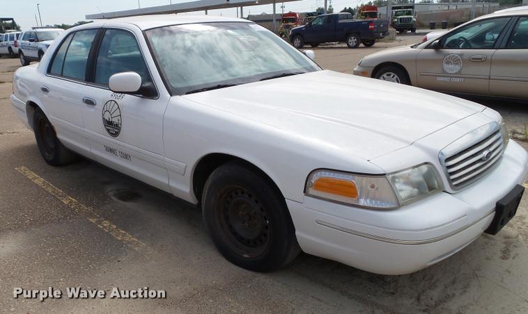 image for item K8210 1998 Ford Crown Victoria