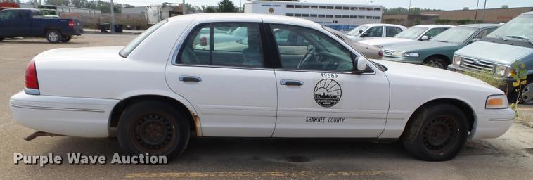 image for item K8210 1998 Ford Crown Victoria