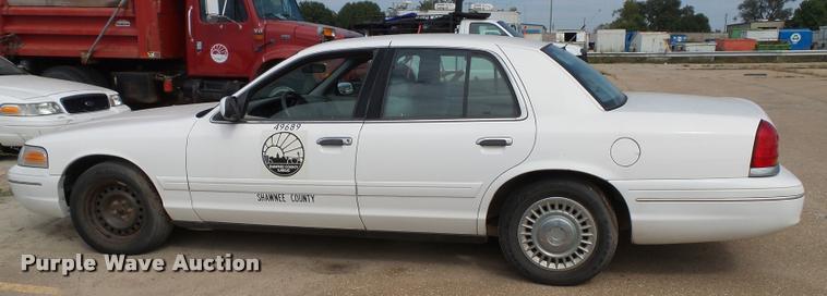 image for item K8210 1998 Ford Crown Victoria