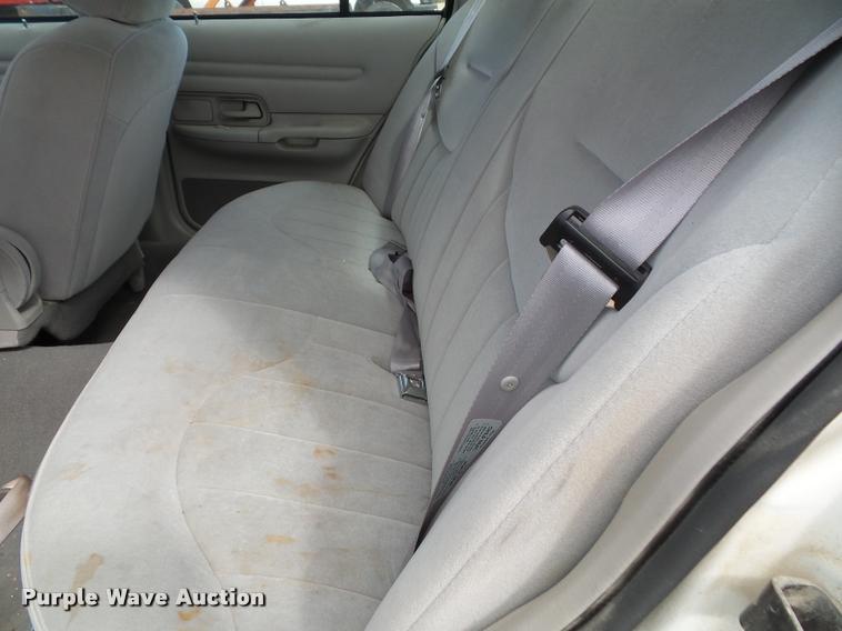 image for item K8210 1998 Ford Crown Victoria