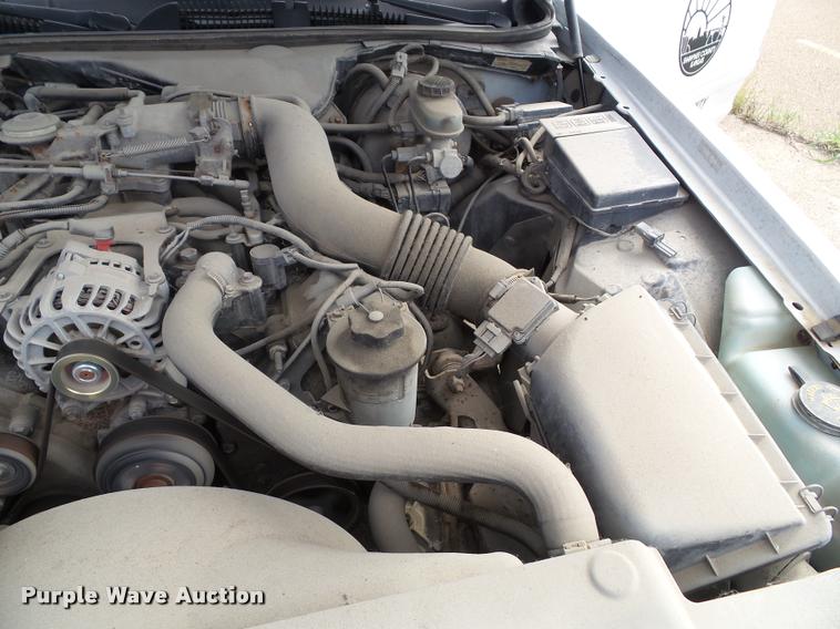 image for item K8210 1998 Ford Crown Victoria