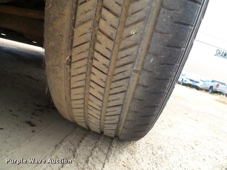 image for item K8210 1998 Ford Crown Victoria