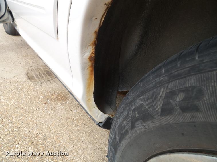 image for item K8210 1998 Ford Crown Victoria