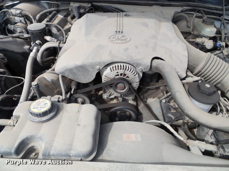 image for item K8212 2001 Ford Crown Victoria