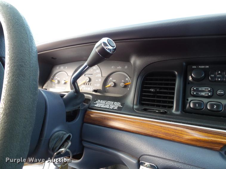 image for item K8214 1997 Ford Crown Victoria
