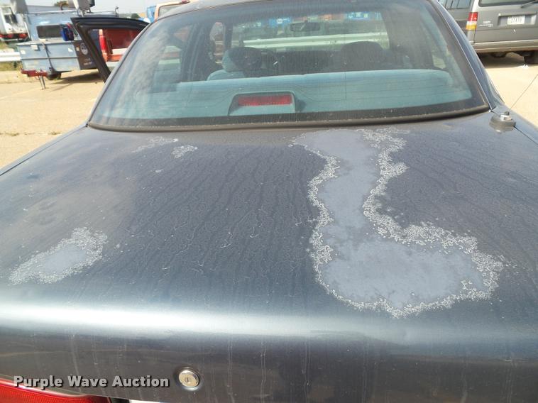 image for item K8214 1997 Ford Crown Victoria