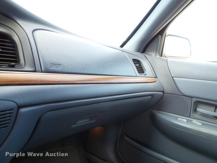 image for item K8214 1997 Ford Crown Victoria