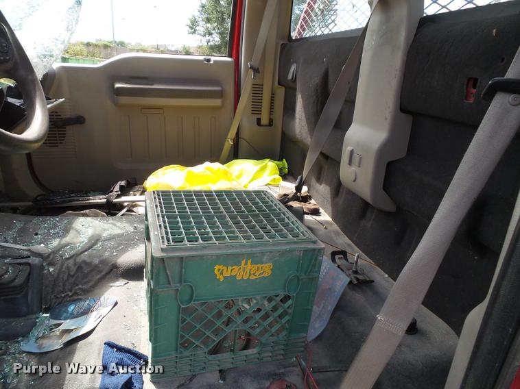 image for item K8216 2008 Ford F250 Super Duty XL pickup truck