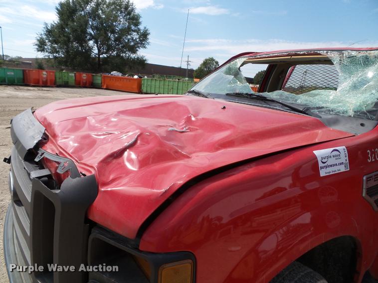 image for item K8216 2008 Ford F250 Super Duty XL pickup truck