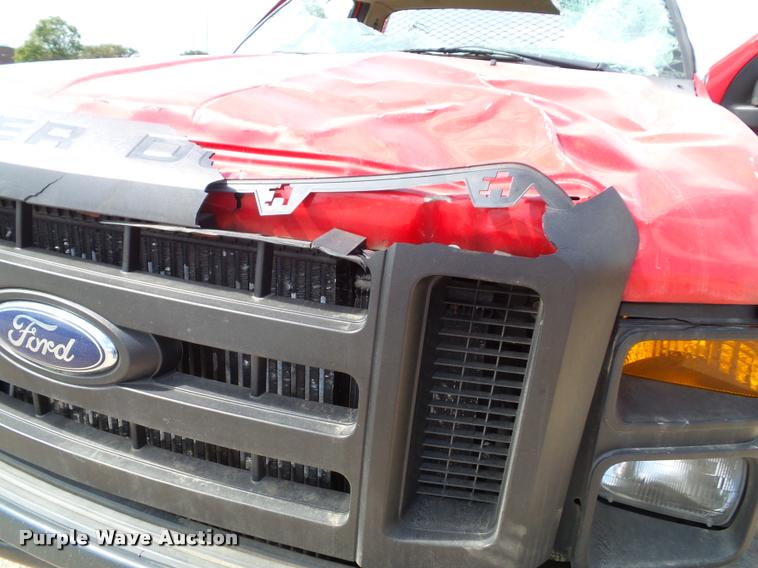 image for item K8216 2008 Ford F250 Super Duty XL pickup truck