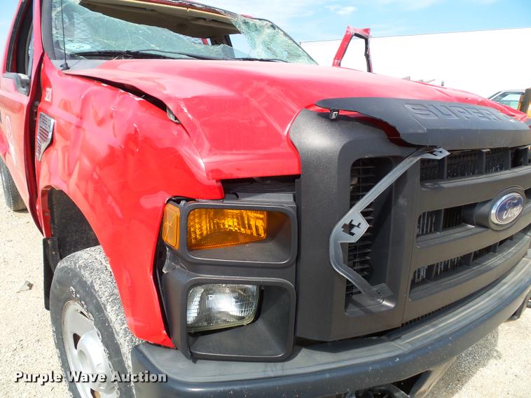 image for item K8216 2008 Ford F250 Super Duty XL pickup truck