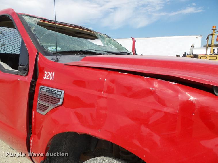 image for item K8216 2008 Ford F250 Super Duty XL pickup truck