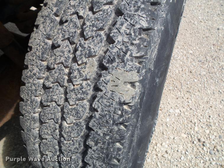 image for item K8216 2008 Ford F250 Super Duty XL pickup truck