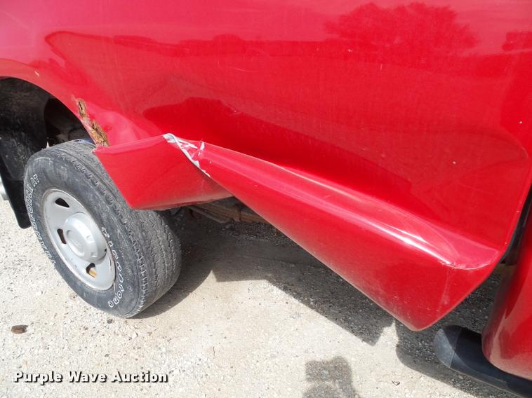 image for item K8216 2008 Ford F250 Super Duty XL pickup truck