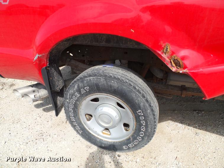 image for item K8216 2008 Ford F250 Super Duty XL pickup truck