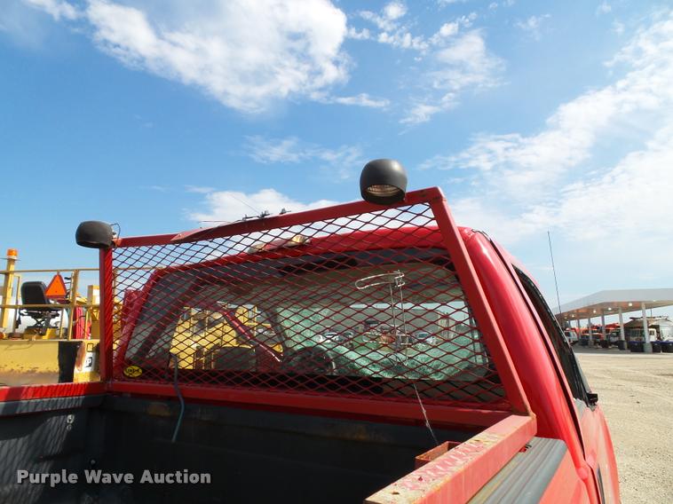 image for item K8216 2008 Ford F250 Super Duty XL pickup truck