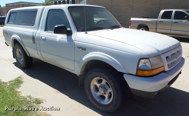 image for item L1670 1999 Ford Ranger pickup truck