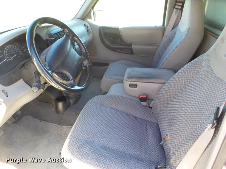 image for item L1670 1999 Ford Ranger pickup truck