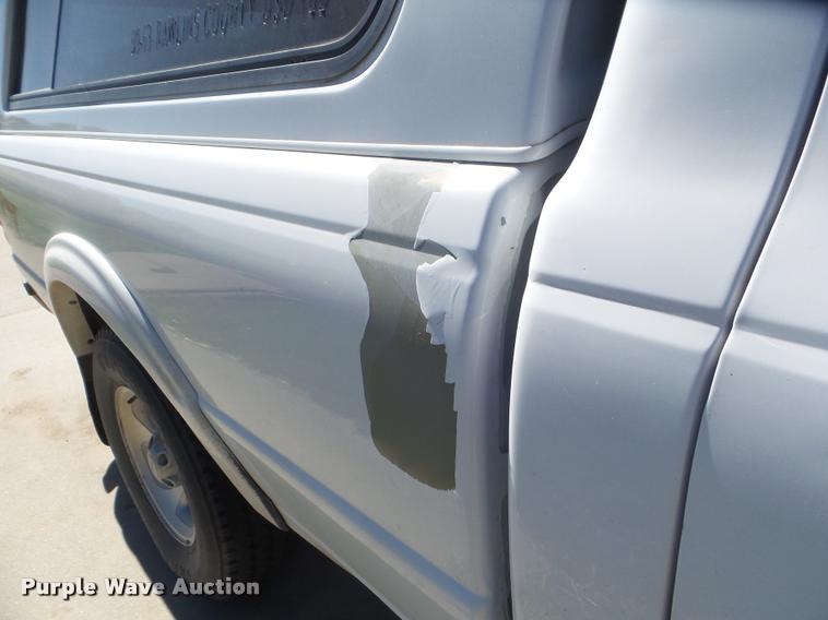 image for item L1670 1999 Ford Ranger pickup truck