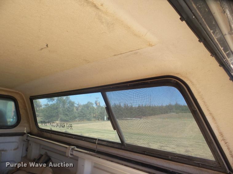 image for item L1670 1999 Ford Ranger pickup truck