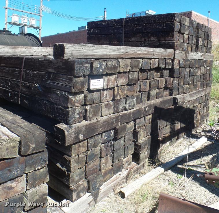 image for item L1675 (200) 8'L railroad ties