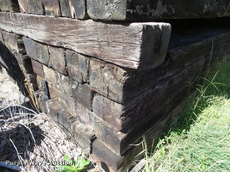 image for item L1675 (200) 8'L railroad ties