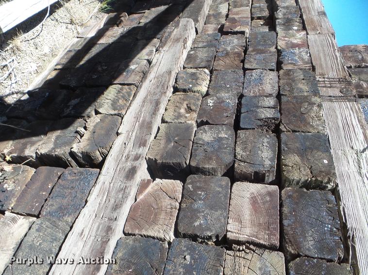 image for item L1675 (200) 8'L railroad ties