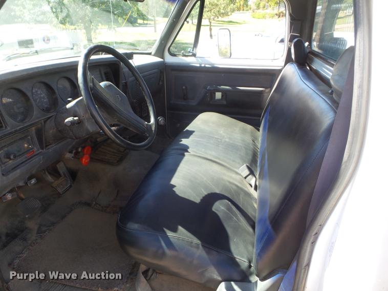 image for item L1678 1993 Dodge D350 flatbed pickup truck