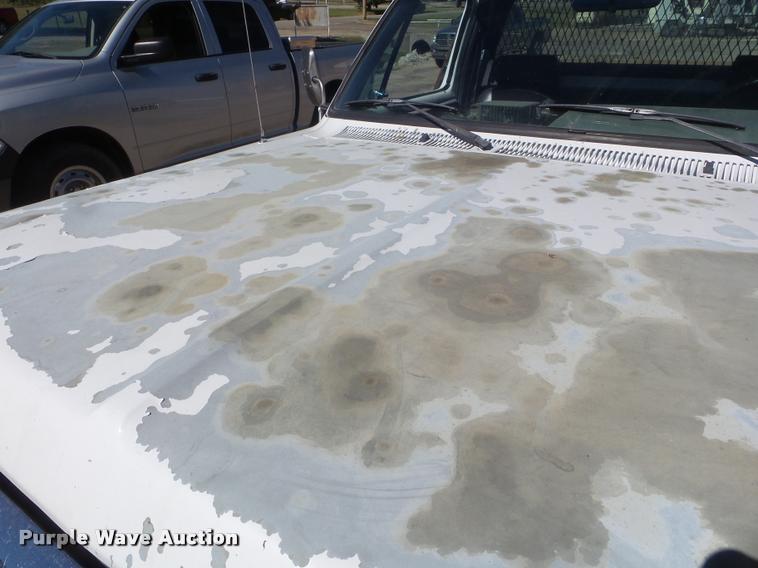 image for item L1678 1993 Dodge D350 flatbed pickup truck