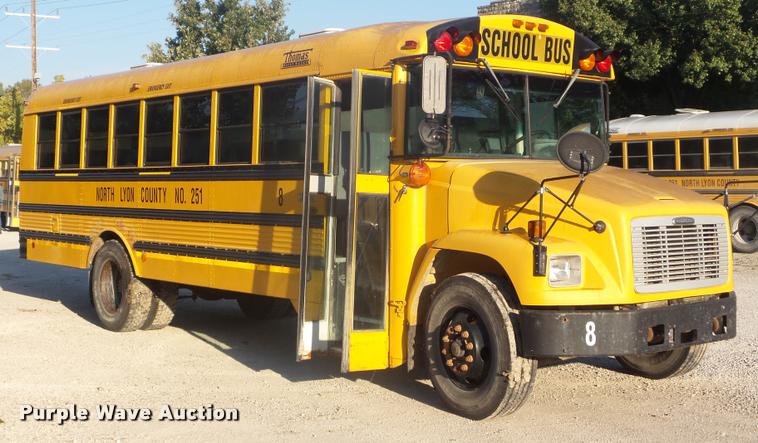 image for item L1688 2002 Freightliner FS65 school bus