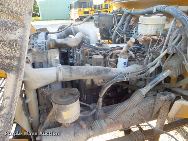 image for item L1688 2002 Freightliner FS65 school bus