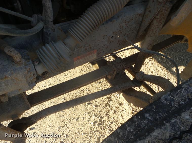 image for item L1688 2002 Freightliner FS65 school bus