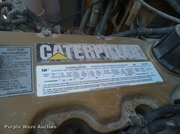 image for item L1688 2002 Freightliner FS65 school bus