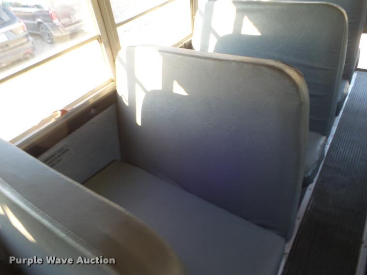 image for item L1689 1997 International 3800 school bus