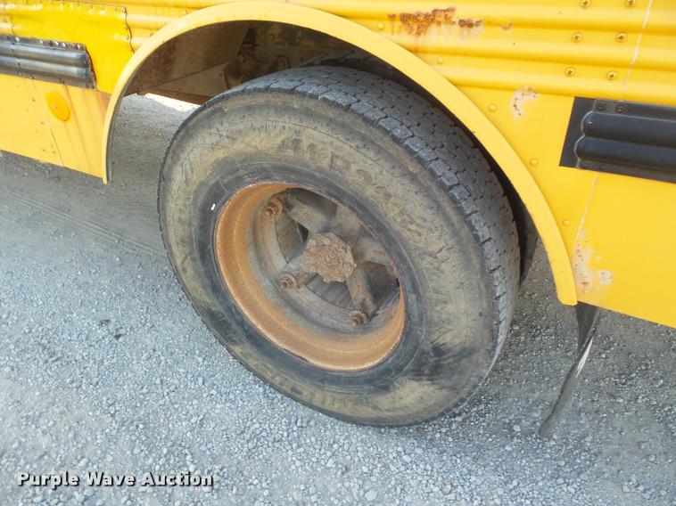 image for item L1689 1997 International 3800 school bus